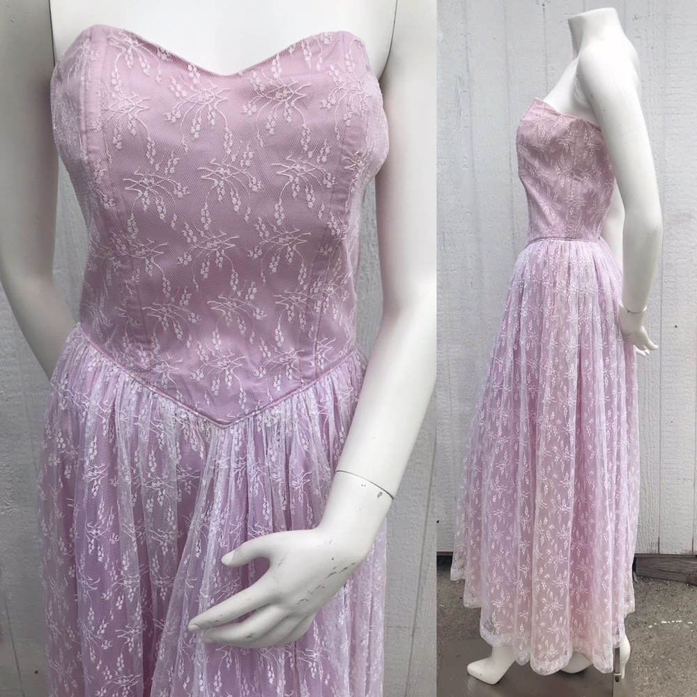 Vintage 1960's Pink Lace Strapless Dress